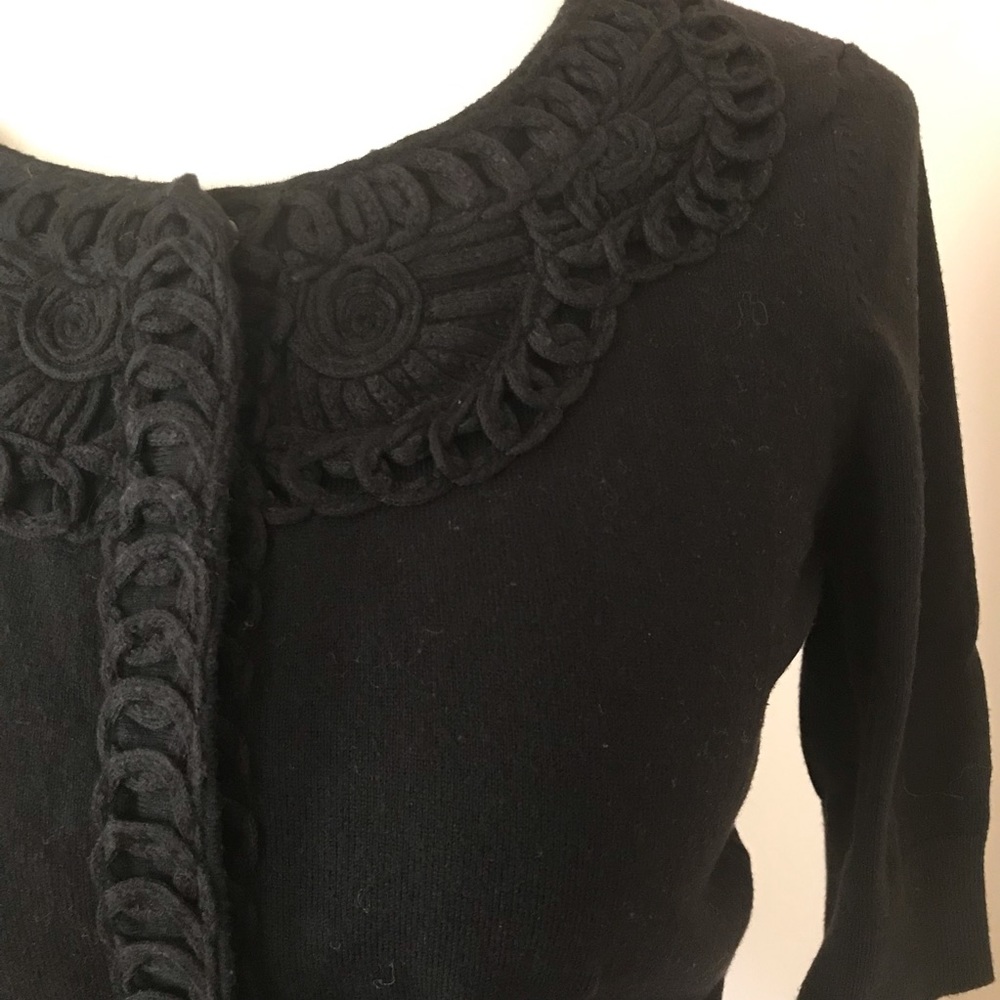 HALOGEN CROPPED SNAP CLOSE CARDIGAN WITH NECK DETAIL